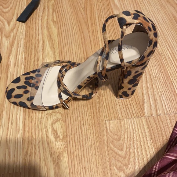 Leopard Heels - Picture 3 of 3